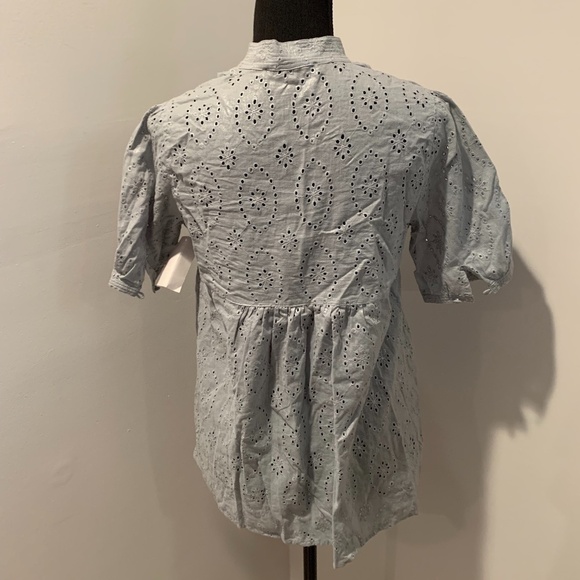 Vertigo Ruffle Front Eyelet Blouse XS - Picture 3 of 7